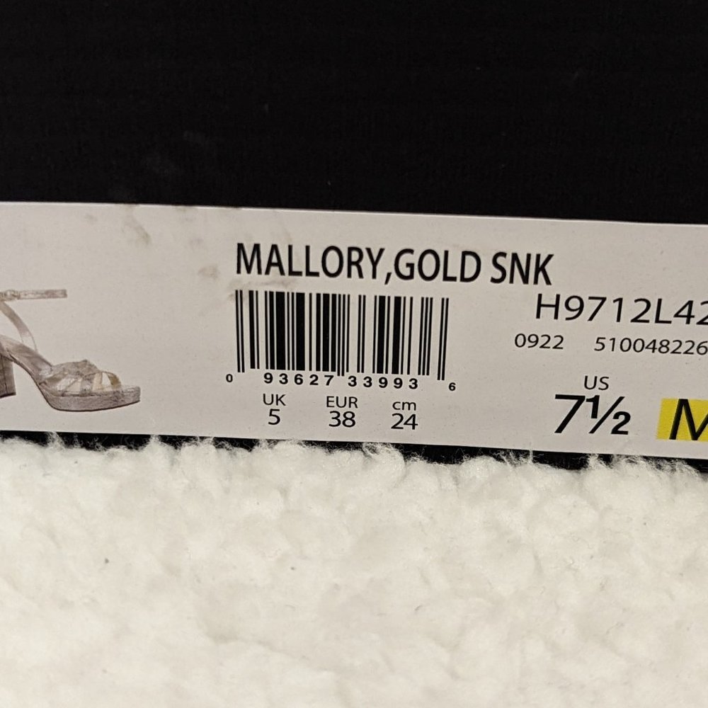 Neutralizer Gold Platform Heels – Size 7.5 - Picture 6 of 6